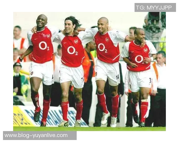 中国与意大利足球历史交锋回顾与分析：战绩战术与球员表现探讨