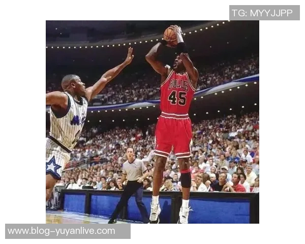 乔丹传奇：从篮球场上的巨星到全球文化的象征之路