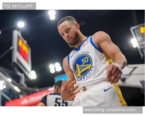 库里三分大赛决赛狂轰20球创历史传奇时刻再现篮球之巅