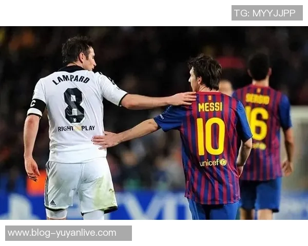 曼城主场迎战巴萨激情对决两队球星争辉引发球迷热议